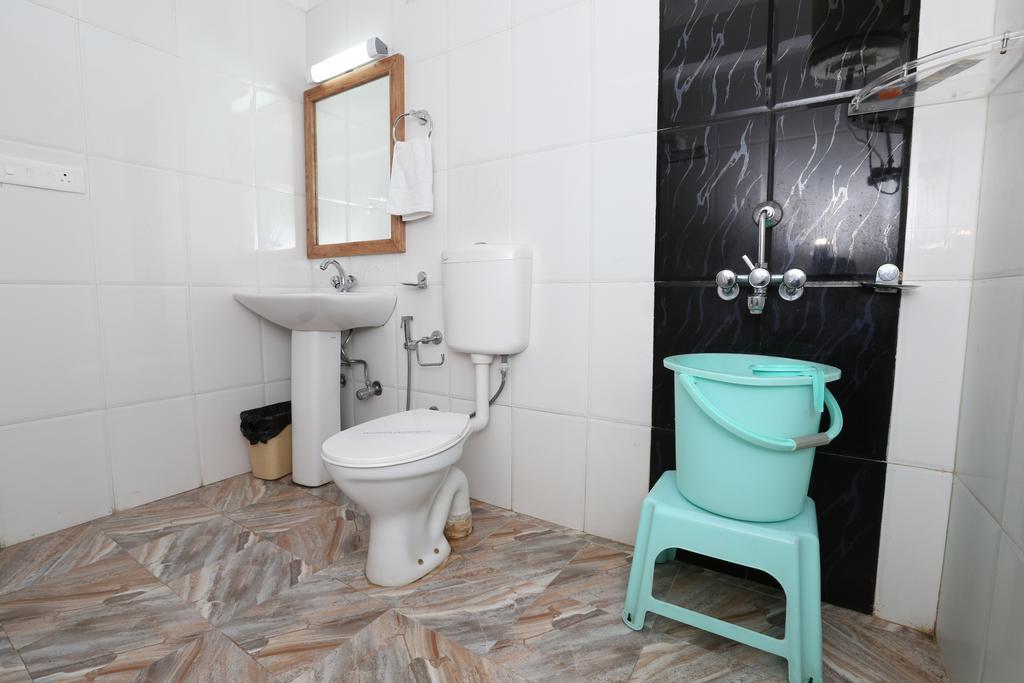 Hotel Natraj Manali Dharamshala Værelse billede