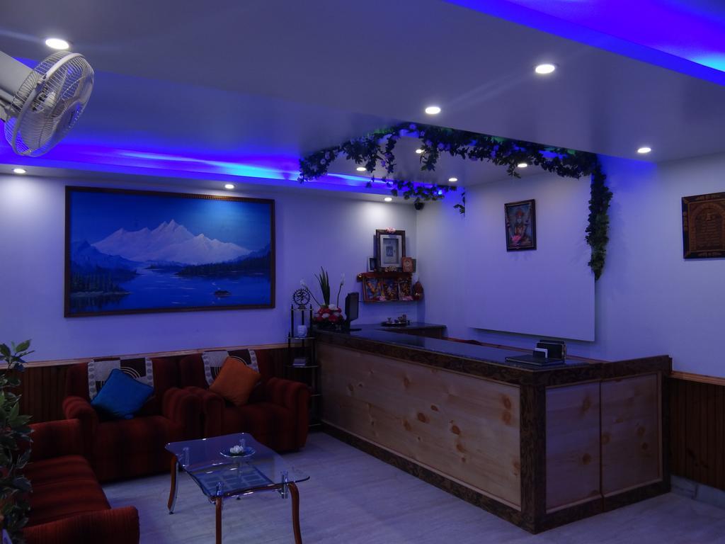Hotel Natraj Manali Dharamshala Eksteriør billede