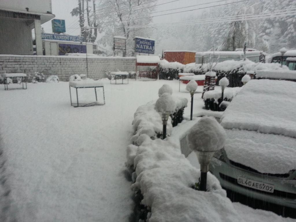 Hotel Natraj Manali Dharamshala Eksteriør billede